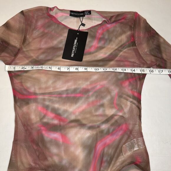 Pretty Little Thing Bodysuit, size 6, NWT - Picture 4 of 8